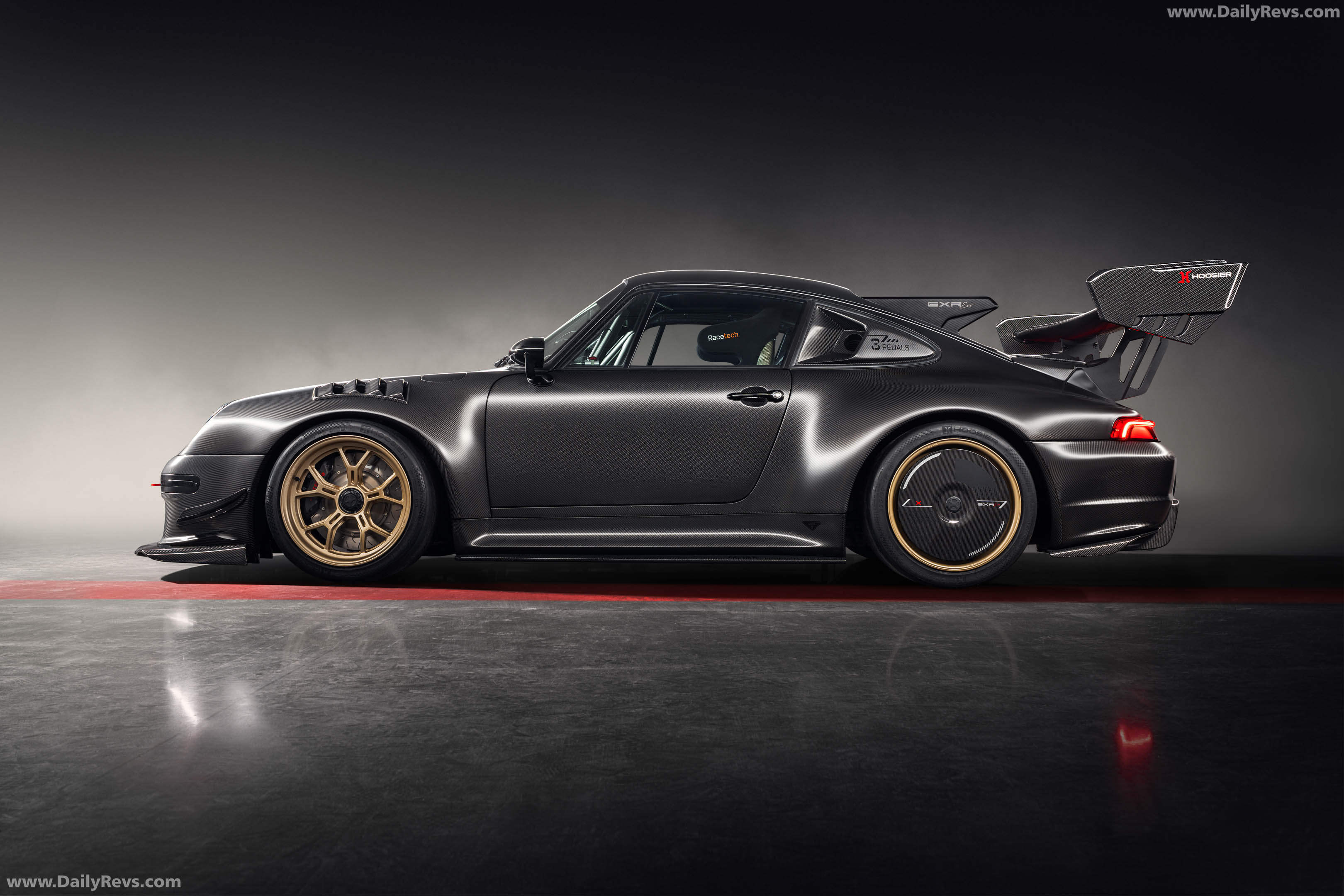 2027 Gunther Werks GXR-Evo Side View